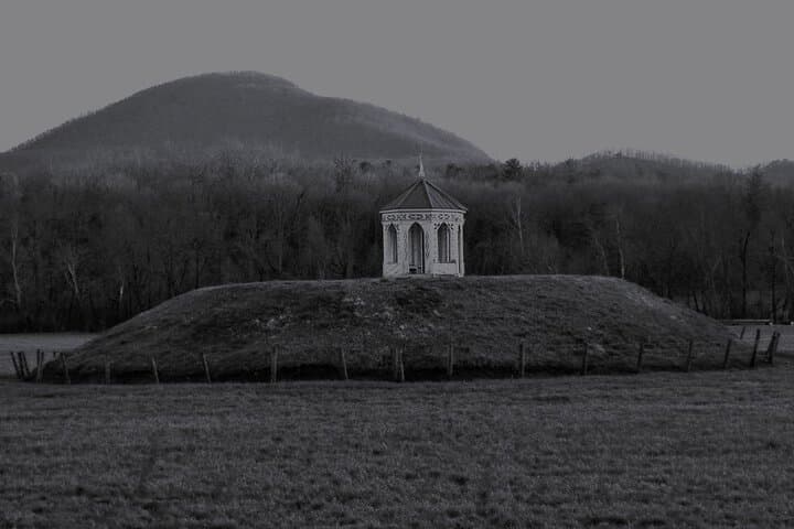 Helen Haunts and History Walk: 2-Hour Ghost Tour in Helen, GA