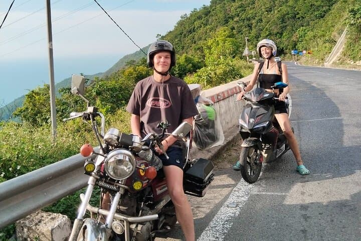 Hai Van Pass Motorcycle Loop: 2-Day Hue to Hoi An Ride via Da Nang