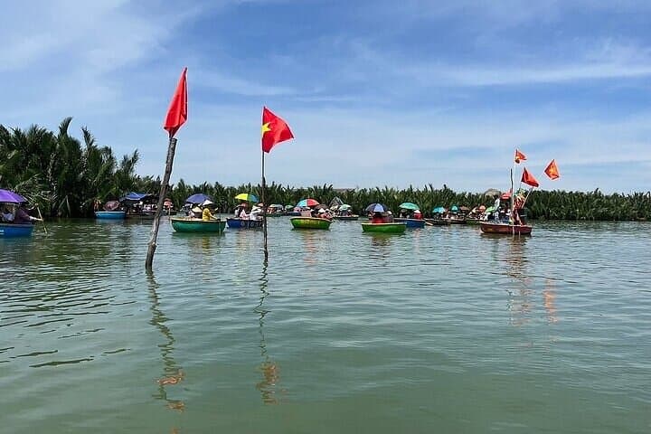 Basket-Boating Through Bay Mau Coconut Forest & Hoi An Cooking Class photo 5