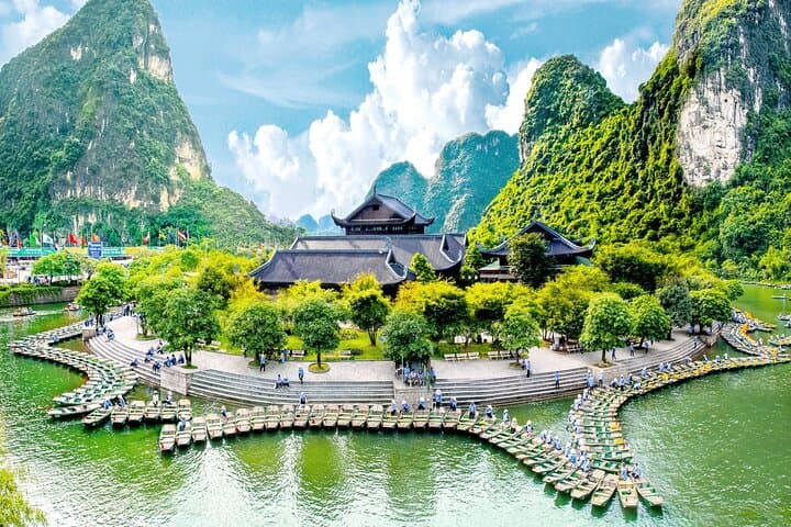 Bai Dinh, Trang An & Mua Cave: One-Day Trip from Hanoi