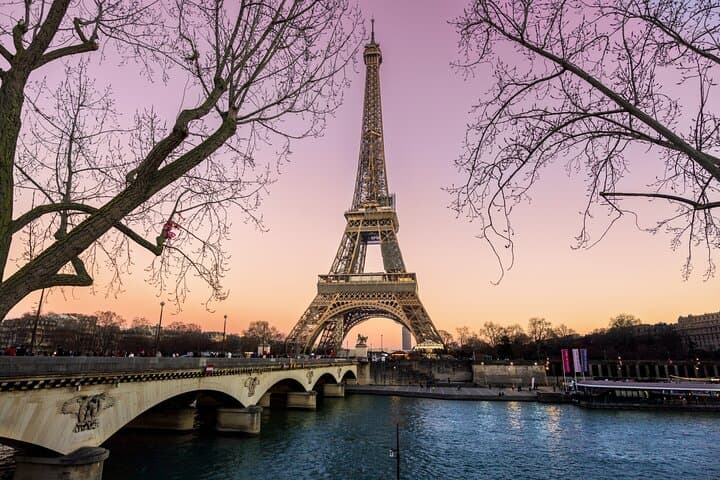 Eiffel Tower Reserved-Access: Second Floor or Summit by Lift photo 2