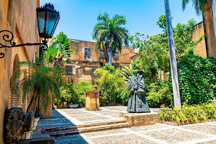 Santo Domingo Day Trip from Punta Cana: Colonial Zone, Tres Ojos & Museums photo 3