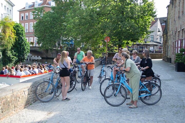Explore Bruges by Bike with Local Guides — 2.5-Hour City Tour photo 4
