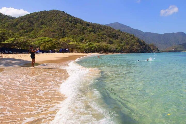 Full-Day Playa Cristal Escape: Tayrona’s Pristine Beach from Cartagena photo 4
