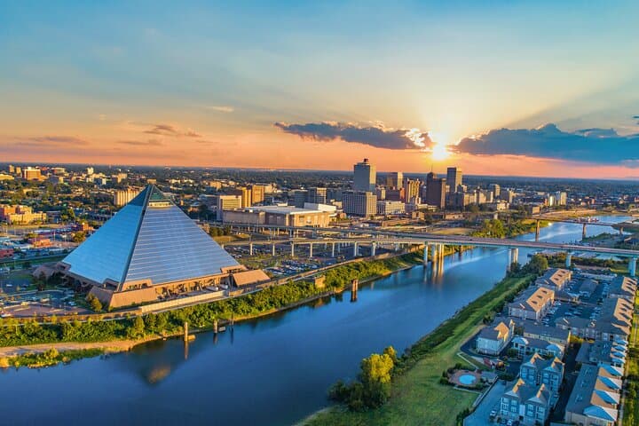 Private Nashville to Memphis Transfer — Direct 3‑Hour Chauffeur Service photo 2