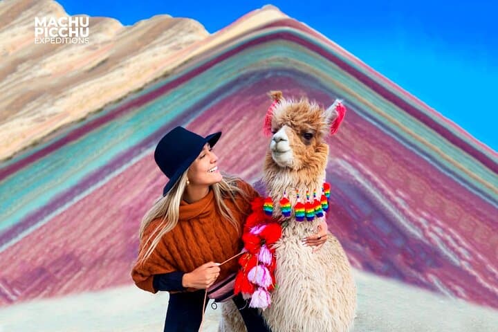 Hike to Vinicunca: Full-Day Guided Rainbow Mountain Trek from Cusco