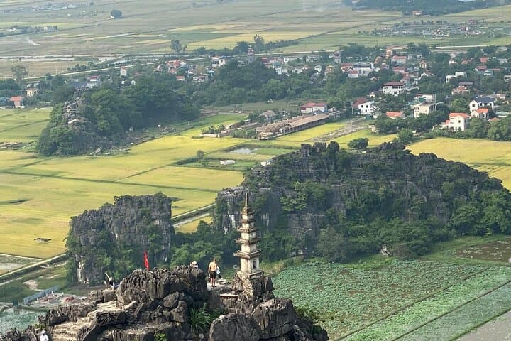 Hoa Lu, Tam Coc & Mua Cave Full-Day Tour from Hanoi photo 4