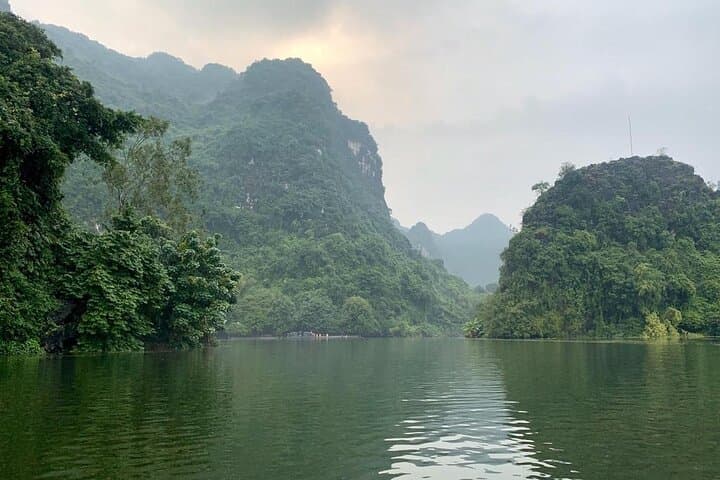 Hoa Lu, Tam Coc & Mua Cave Full-Day Tour from Hanoi photo 5