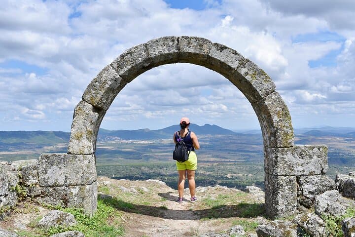 Exploring Monsanto: Granite Houses, Castle Views & Rural Portugal photo 4