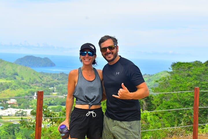 Herradura Bay Self-Guided Ocean-View Hike — 2.8 km, 400 m Elevation