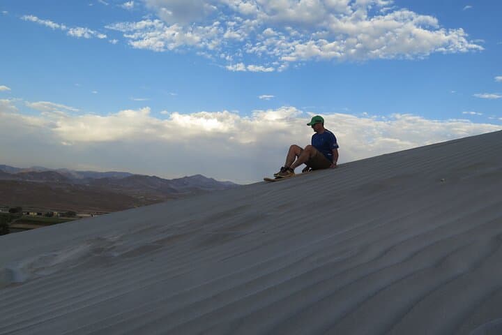 Half-Day Sandboard Adventure in Arequipa: Dunes, 4x4 and Volcano Views photo 2