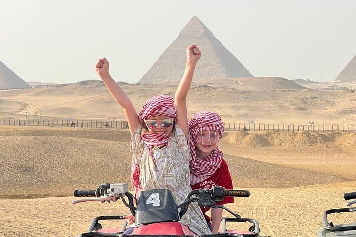 Giza Pyramids, Sphinx, Saqqara & Memphis: Full-Day Egyptologist-Guided Tour with Lunch photo 3