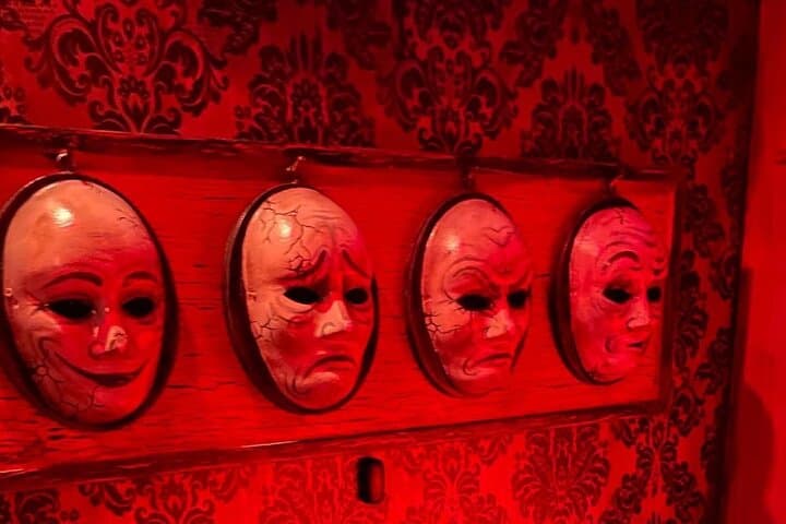 Horror on Hallows Eve: San Antonio Escape Room Experience photo 4