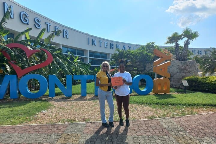 Private Montego Bay Airport Transfer: Fast, Comfortable Ride to Your Hotel