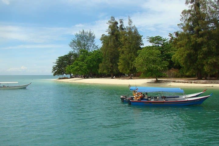 Langkawi Southern Island Geopark Private Tour: Dayang Bunting, Singa Besar & Beras Basah photo 1