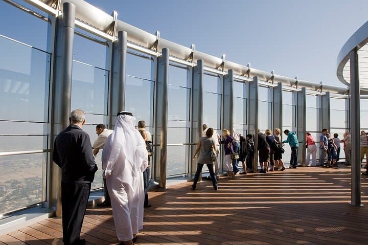 Burj Khalifa Observation Deck 124–125: Dubai Skyline Views with Pickup & Drop-off