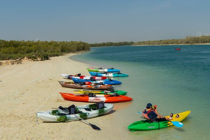 Paddling Al Reem: Mangrove Kayaking Adventure in Abu Dhabi photo 5