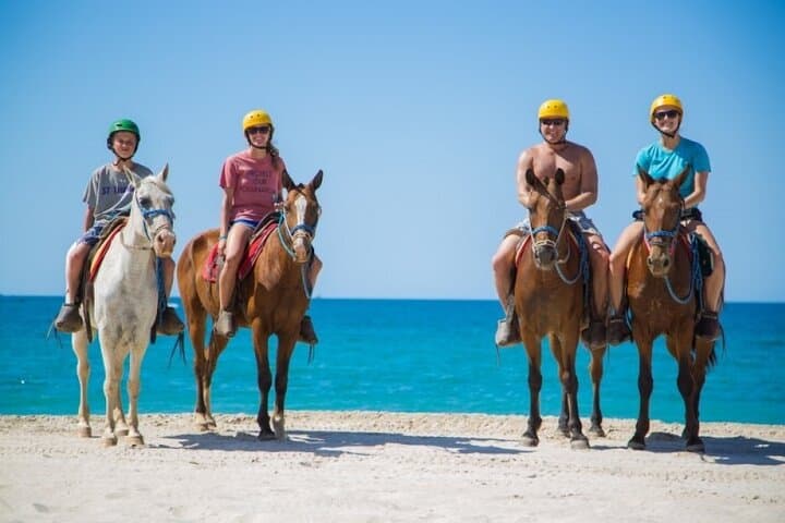 Horseback Riding Across Hurghada Beach and Desert — 2-Hour Guided Tour photo 5