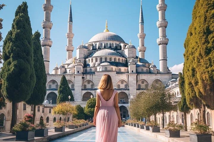 Istanbul Instagram Tour — Private All-Inclusive Photo Route through Sultanahmet & Grand Bazaar photo 3