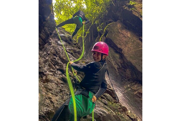 Extreme Canyoning in Cashaurco Canyon, Baños — Rappels, Jumps & Jungle Rivers photo 6