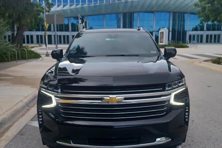 Luxury Private SUV Transfer: MIA Airport to Port of Miami photo 4