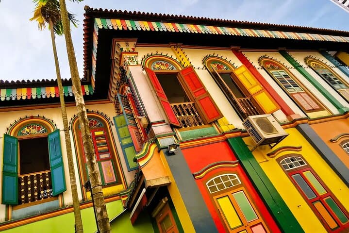Singapore Kick Scooter Street Food Tour: Little India, Kampong Glam & Hawker Highlights photo 2