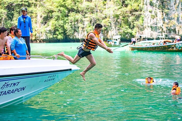 Private Phi Phi & Bamboo Island Speedboat Tour from Phuket — Full-Day Snorkel & Maya Bay