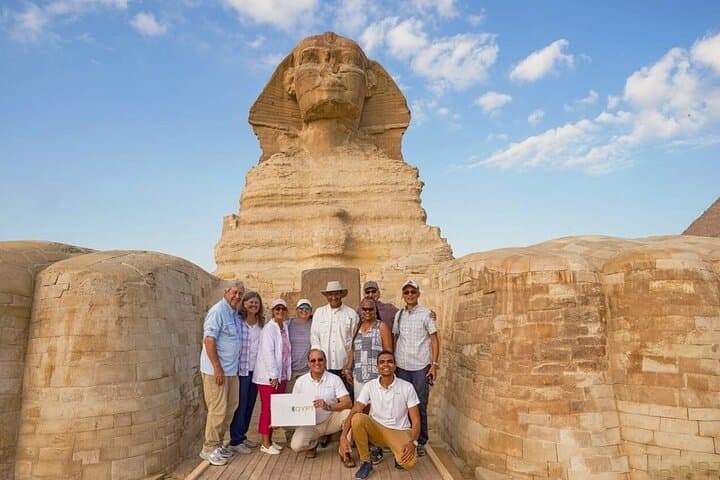 Private Giza Pyramids & Great Sphinx Tour with Lunch and Camel Ride