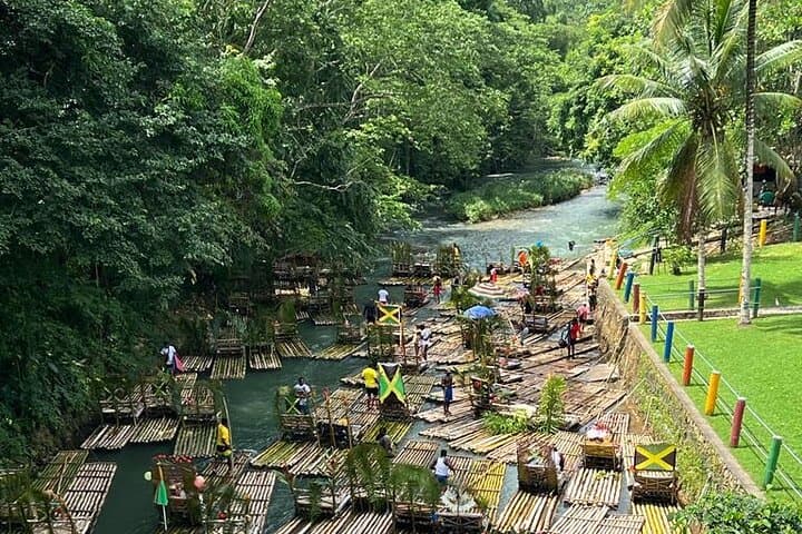 Montego Bay Bamboo Rafting on the Lethe River and Hip-Strip Shopping photo 5