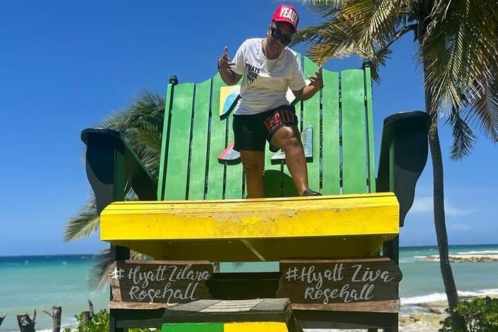 Exploring Negril: A Perfect Day at Margaritaville & Rick's Cafe photo 5