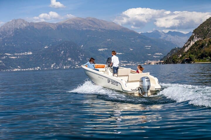 Lake Como Private Boat Tour: Bellagio, Villa Balbianello & Tremezzo by Private Boat photo 4