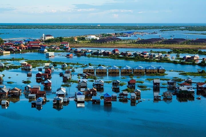 Chong Khneas & Tonle Sap Lake: Half-Day Boat Tour to Floating Villages photo 3