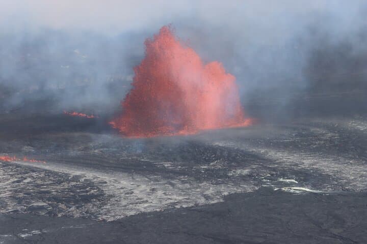 Exploring Hawaii’s Volcanoes National Park: A Custom Private Tour from Hilo photo 4