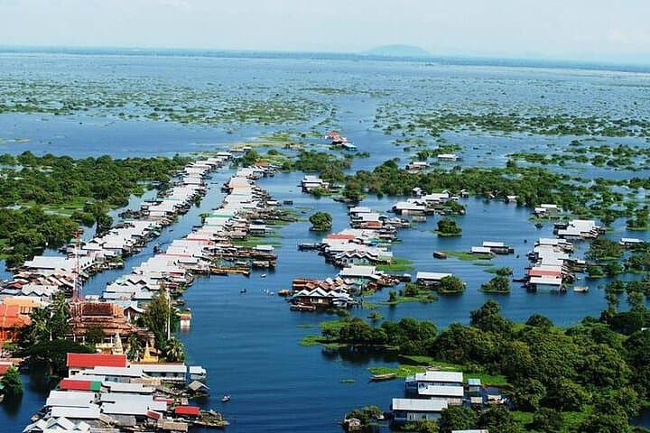Kompong Phluk: Two Villages & Sunset Cruise on Tonle Sap Lake photo 5