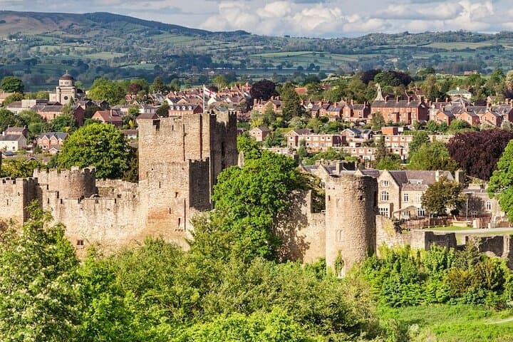 Ludlow Slow Food Self-Guided Walking Tour: Taste History on Foot