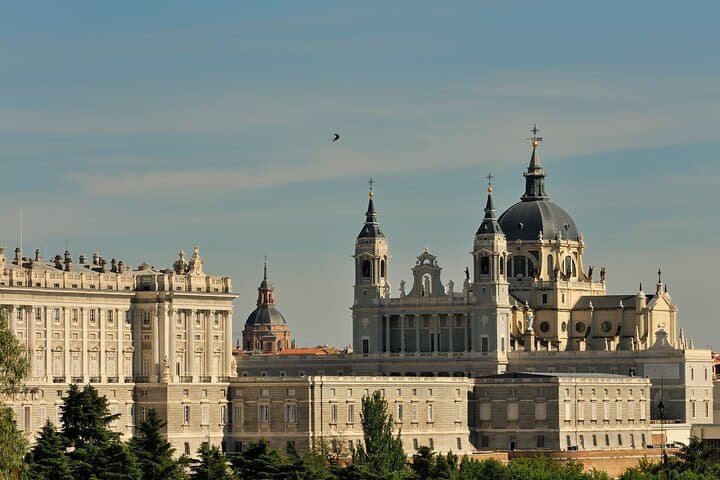 Madrid Night Sights: Big Bus Panoramic Night Tour of the City photo 2