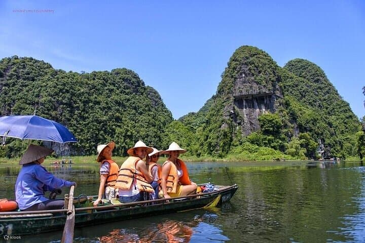 Ninh Binh Day Trip: Hoa Lu, Trang An Boat Tour & Mua Cave Viewpoint photo 4
