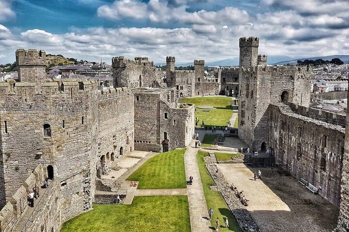 Snowdonia Essentials Shore Excursion from Holyhead: Castles, Passes & Lakes photo 2