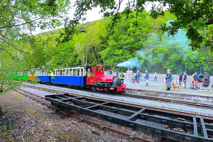 Snowdonia’s Three Castles Private Day Tour from Llandudno: Conwy, Dolbadarn & Caernarfon photo 6