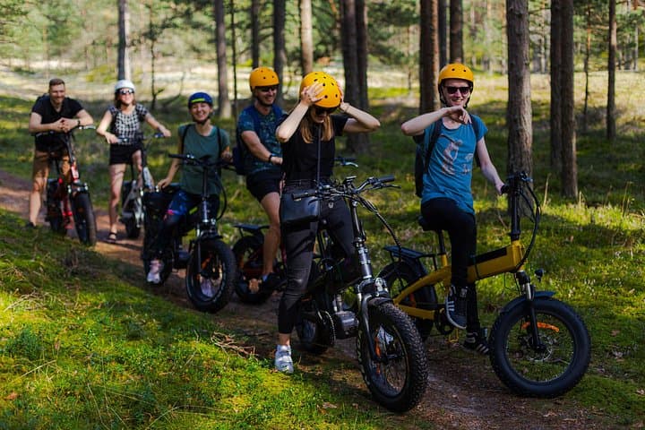 E‑Bike Tour from Riga to Jūrmala's White Dune: Forest Roads & Coastal Sands