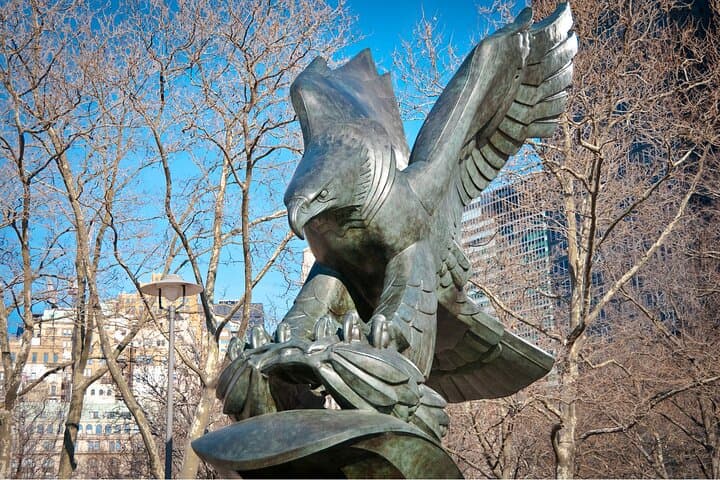 Explore NYC Your Way: 6 Self-Guided Audio Walking Tours of Manhattan & Brooklyn photo 2