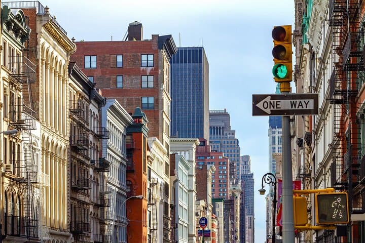 Explore NYC Your Way: 6 Self-Guided Audio Walking Tours of Manhattan & Brooklyn photo 6