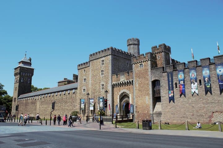 Day Trip to Cardiff by Train — Private Guided Tasting & History Tour photo 5