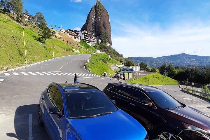 Climb La Piedra & Explore Guatapé: Full-Day Tour from Medellín photo 6
