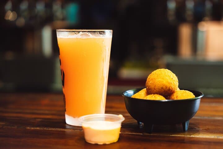 Delray Beach Dinner & Drinks Tour: Atlantic Avenue Craft Cocktail & Food Crawl photo 4
