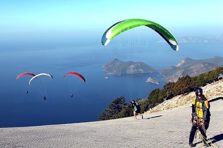 Tandem Paragliding Over Ölüdeniz: Blue Lagoon Flights from Antalya photo 2