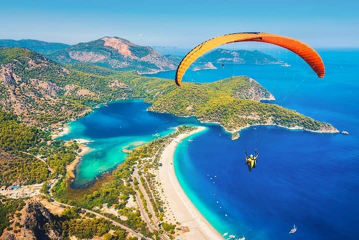 Tandem Paragliding Over Ölüdeniz: Blue Lagoon Flights from Antalya photo 4
