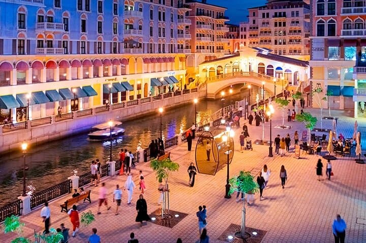 Doha Private Night City Tour: Corniche, Souq Waqif & Dhow Cruise photo 1
