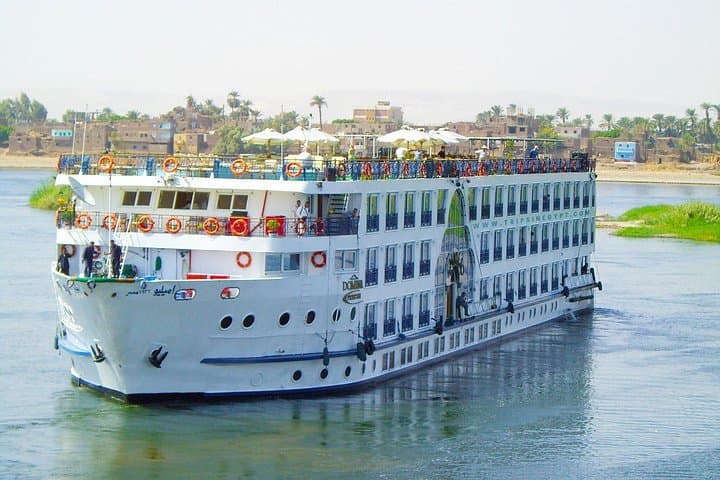 4-Day Nile Cruise: Aswan to Luxor, Abu Simbel & Optional Hot Air Balloon photo 1
