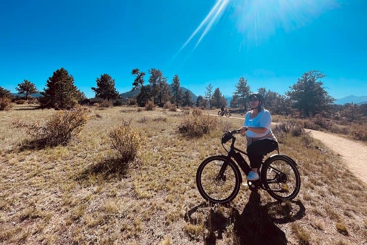 Estes Park Family E-Bike Tour: 2-Hour Guided Ride Around Lake Estes & Main Street photo 5